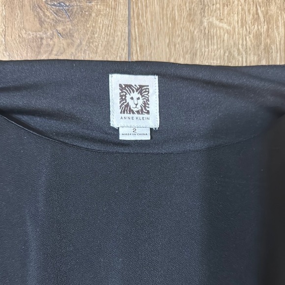 Anne Klein Black Sheath Dress with‎ Bateau Neckline and 3/4 Sleeves party - Picture 2 of 7